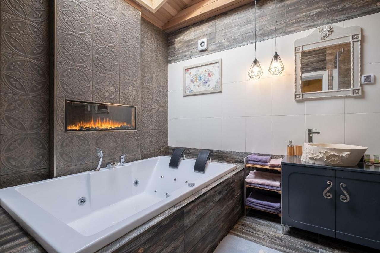 1-Bedroom Designer Apartment On Hristo Belchev Str Sofya Dış mekan fotoğraf
