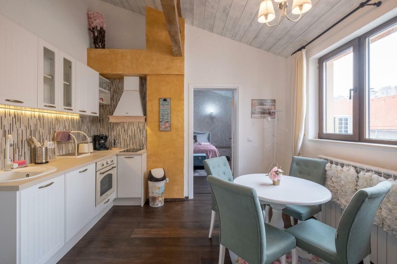 1-Bedroom Designer Apartment On Hristo Belchev Str Sofya Dış mekan fotoğraf